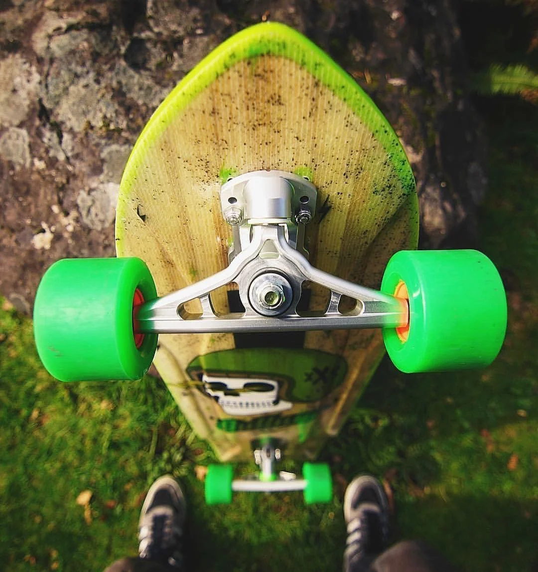AERA K5 ダウンヒル　スケボー　ロンスケ Aera K5 vs. Aera RF-1 Which is right for you? — Brandon DesJarlais